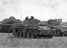 Как нацистская пропаганда рассказывала о сверхмощных самолетах, ракетах и лодках, которые должны были гарантировать ей победу во Второй мировой войне