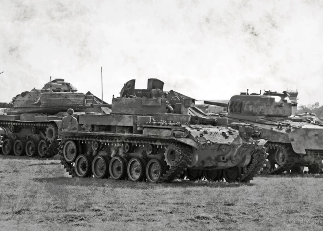 Как нацистская пропаганда рассказывала о сверхмощных самолетах, ракетах и лодках, которые должны были гарантировать ей победу во Второй мировой войне