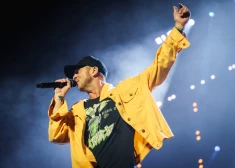 FOTO: atrodi sevi bildēs! Pasaulslavenie "OneRepublic" ar vērienīgu koncertu Rīgā priecē tūkstošiem fanu