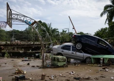 Filipīnās taifūns "Kalmaegi" prasījis 66 cilvēku dzīvības