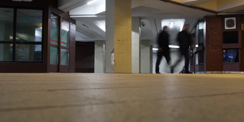 Narkotiku lietotājam par slepkavību Stacijas laukuma tunelī piespriež 17 gadus cietumā. 