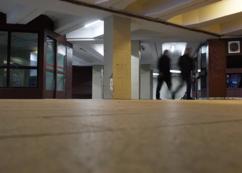 Narkotiku lietotājam par slepkavību Stacijas laukuma tunelī piespriež 17 gadus cietumā. 