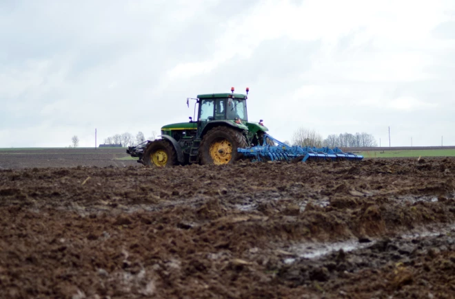 Lauksaimniekiem jāvērtē, kam vislabāk augsne ir piemērota. 
