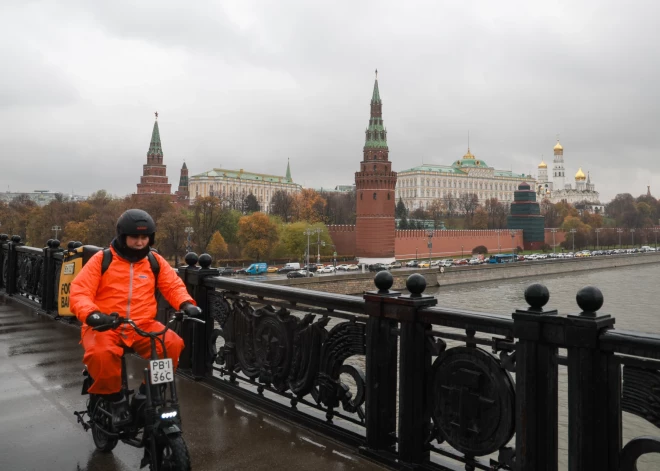 Galvenais Kremļa sociologs paziņo par pilsoņu kara draudiem Krievijā