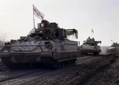 Ukrainas desantnieks atklāj, ka nelielas krievu grupas civilās drēbēs virzās uz dienvidiem no Pokrovskas