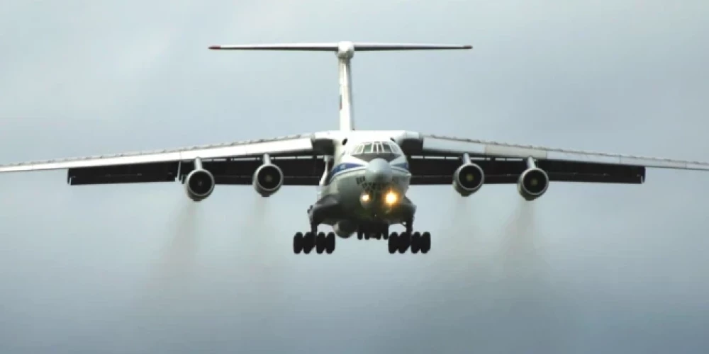 Sudānas nemiernieki notrieca Il-76 transporta lidmašīnu ar krievu apkalpi.