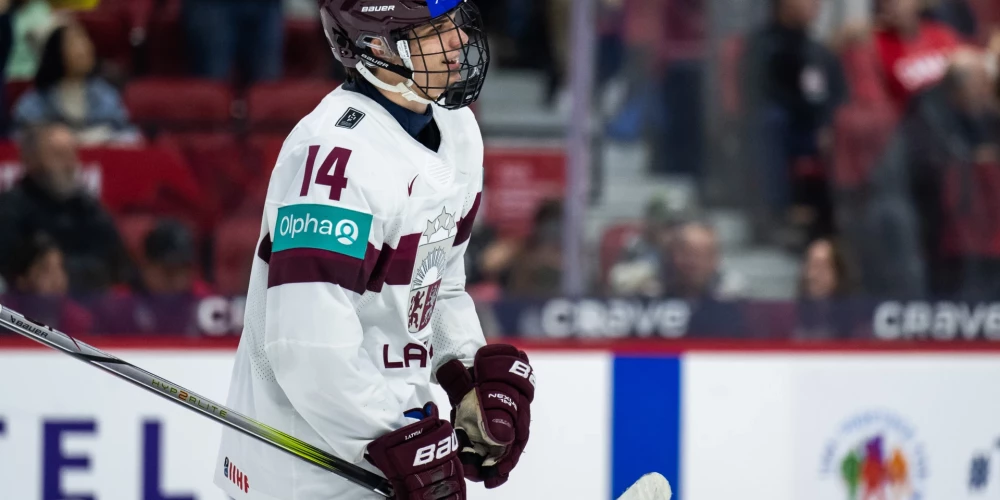 Olivers Mūrnieks (dzimis 2008. gada 31. jūlijā, Rīgā) ir latviešu hokejists, kas spēlē uzbrucēja pozīcijā.