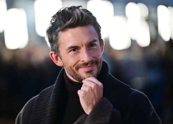 "Seksīgākais vīrietis pasaulē" Džonatans Beilijs atklāj, kāds ir viņa ideālais randiņš