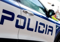 Spānijā policisti aiztur 55 “ļoti vardarbīgus” cilvēkus un konfiscē gandrīz deviņas tonnas narkotiku