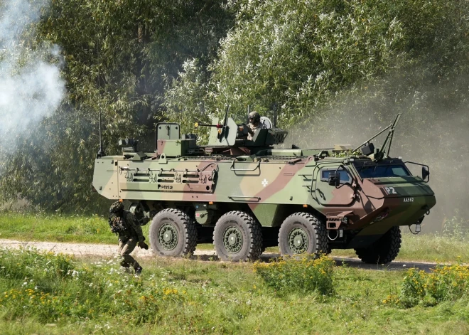 Patria для фронта: Украина получит технику и оборудование от Латвии