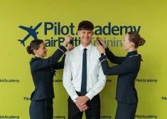 "airBaltic" Pilotu akadēmijā uzņemti 17 jauni studenti