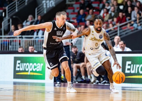 Toma Leimaņa (no kreisās) laiks VEF beidzās ļoti ātri. 