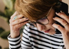 "Bankas darbinieki paši piedalās shēmā" - kam jāpievērš uzmanība, lai nekļūtu par krāpnieku upuri