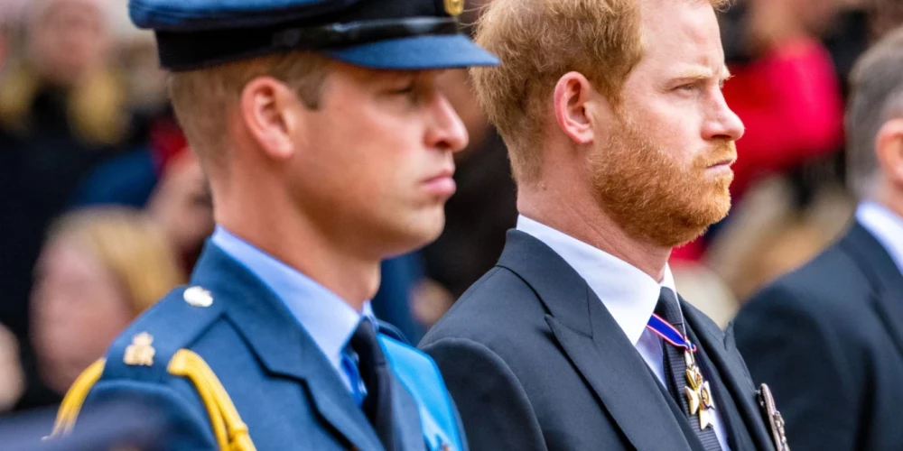 После решения короля Карла III лишить брата Эндрю титула следующим на очереди может оказаться Гарри.