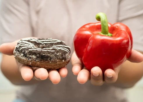 Так называемые “хорошие сахара” мы ежедневно получаем с натуральными продуктами – фруктами, овощами, молочными продуктами, бобовыми и цельнозерновыми продуктами. 