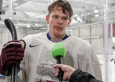 Somijas klubs "Jukurit" pagarina līgumu ar Latvijas izlases debitantu, kam NHL draftā paredz izvēli pirmajā kārtā