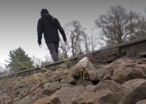 Трагедия в Тукумсе: мужчина погиб под поездом.