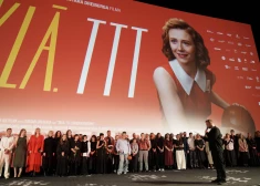 Ļaužu jūra apmeklē jaunās spēlfilmas "Tīklā. TTT leģendas dzimšana" pirmizrādi. FOTO, VIDEO