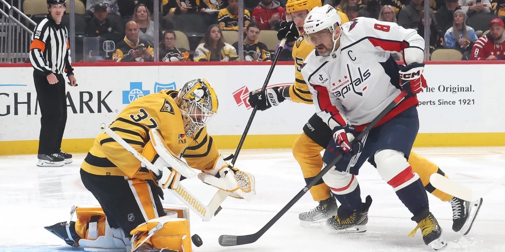 Latvijas vārtsargs Artūrs Šilovs ceturtdien atvairīja 28 pretinieka metienus.