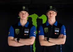Brāļi plecu pie pleca. "Yamaha" rūpnīcas komandā nākamajā sezonā startēs arī Jānis Reišulis