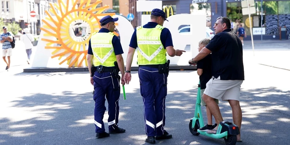 Езда на самокатах обрастает все новыми требованиями.