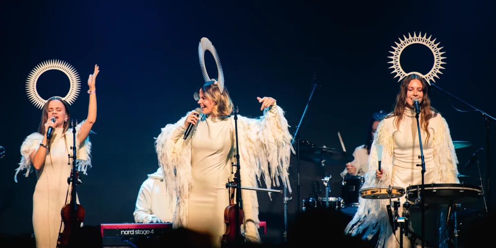 2025. gada 5. un 6. novembrī, Rīgā, Talinas ielas kvartālā, pirmo reizi norisinājās jauns Baltijas mēroga showcase festivāls "Riga Music Week" un mūzikas industrijas konference "Riga Music Week x KIT’25".