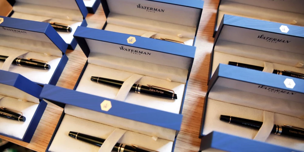 "Zelta pildspalvas" balva.