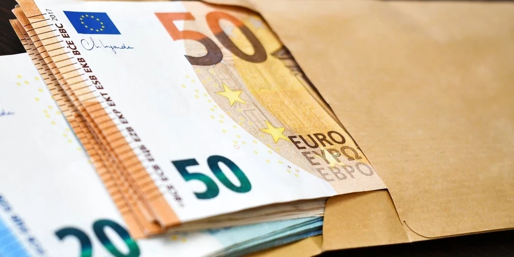 Накопление на первый взнос — это не только финансовая цель, но и возможность развить полезные привычки: планировать, анализировать, откладывать и ответственно относиться к деньгам.