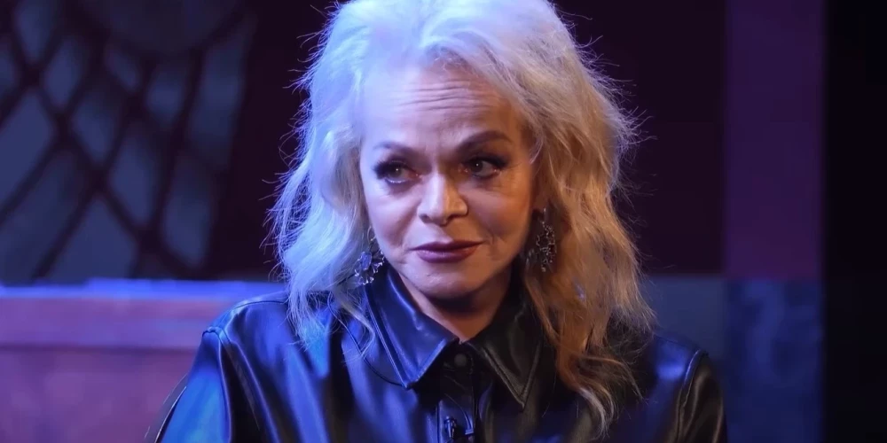 Певица Лариса Долина попала под 15-й пакет санкций ЕС против России.