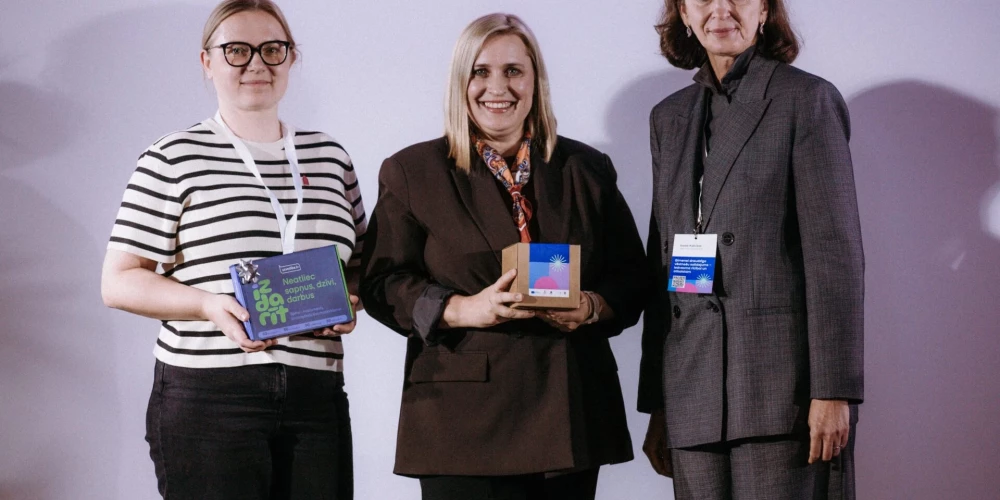 Strenču slimnīcu godina par atbalstošas darba vides veidošanu. 