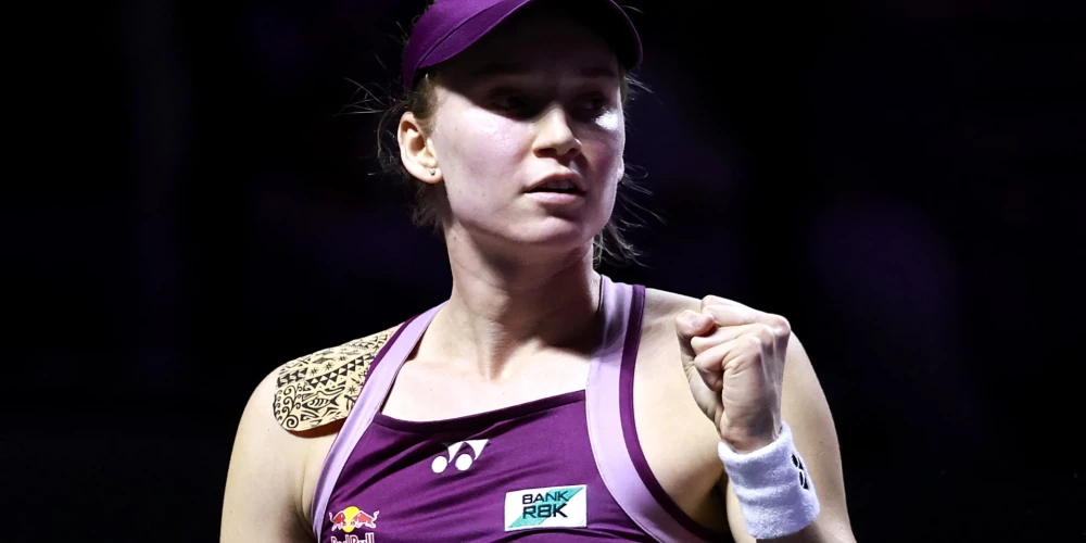 Kazahstānas tenisiste Ribakina iekļūst "WTA Finals" turnīra finālā.