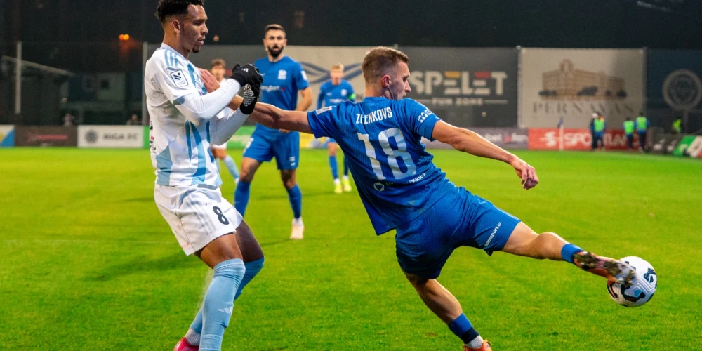 RFS viesos uzvarēja čempioni "Riga".