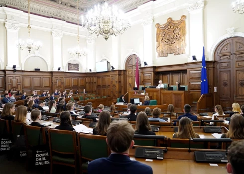 Tēriņi paredzēti likumdošanas procesa nodrošināšanai saskaņā ar Saeimas kārtības rulli.