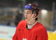 Anrī Ravinskis gūst pirmo rezultativitātes punktu AHL karjerā