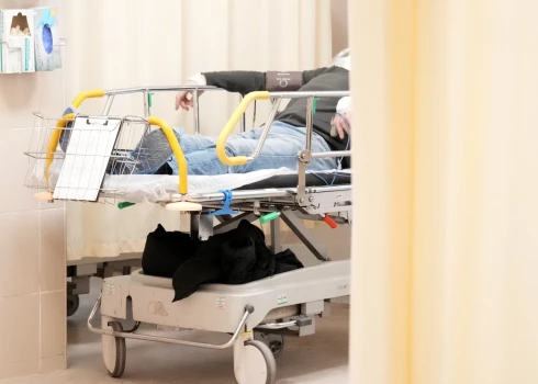 В латвийских больницах обнаружена хроническая нехватка денег.