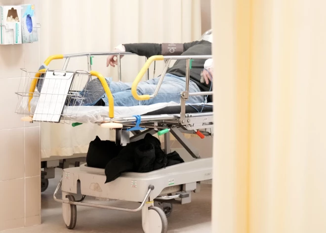 Похоже, что и так небогатому населению Латвии придется еще больше платить за услуги в больницах