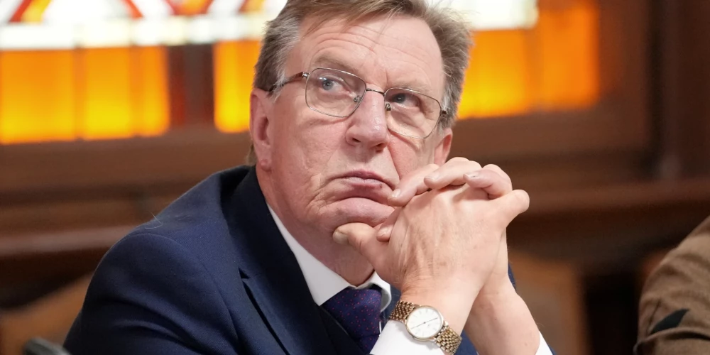 Saeimas deputāts, bijušais Ministru prezidents Māris Kučinskis.