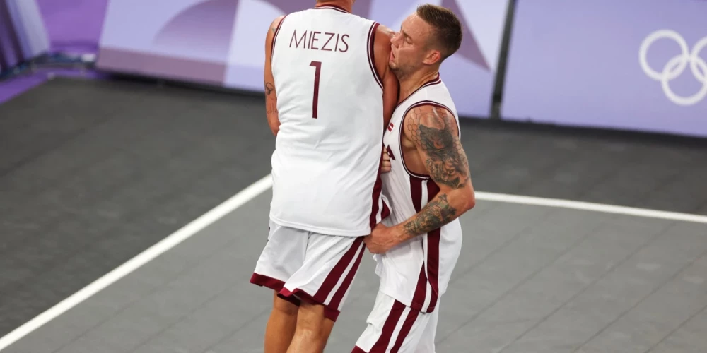 Kārļa Lasmaņa un Naura Mieža pārstāvētā Chongming" zaudē "Masters" turnīra ceturtdaļfinālā. 