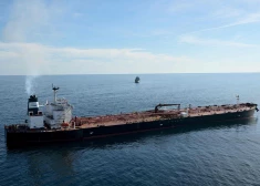 Noteiktās sankcijas nespēj atturēt Latvijas uzņēmumus no Krievijas ēnu flotes apkalpošanas