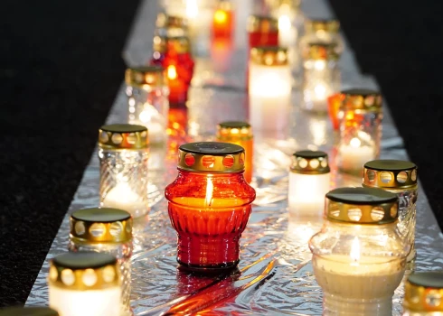 Avotu apkaimes biedrība sadarbībā ar Grīziņkalna apkaimes biedrību aicina rīdziniekus Lāčplēša dienā, 11. novembrī, pievienoties Avotu un Grīziņkalna sveču ceļam.