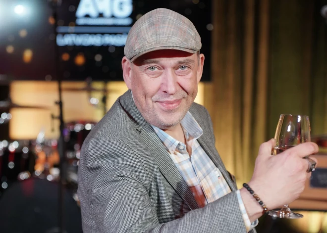 Kā Latvijas dzimšanas dienu svin pašmāju slavenības?