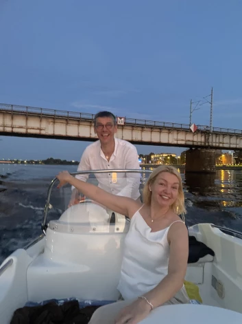 Anda ir Kaspara menedžere un izplāno ne tikai vīra darba grafiku, bet arī atpūtu.