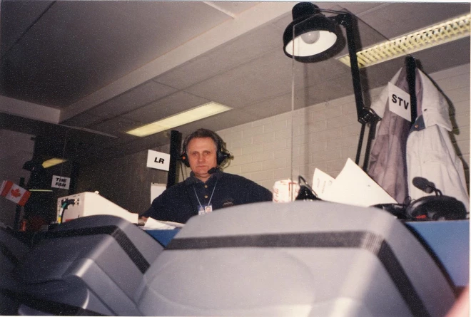 Pasaules čempionāts hokejā, Somija, 1997. gads – Latvijas Radio komentētāja kabīnē.