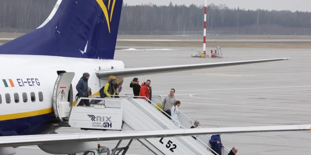 Ryanair переходит на цифровые талоны.