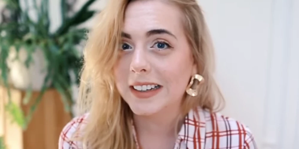 Beata Jonite savā iepazīšanās intervijā, kas parādījās "YouTube" pirms astoņiem gadiem.