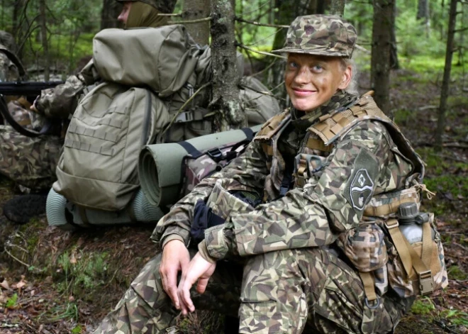 Gatavas sargāt gan savu ģimeni, gan Latviju – mammas stāsta, kāpēc stājušās Zemessardzē