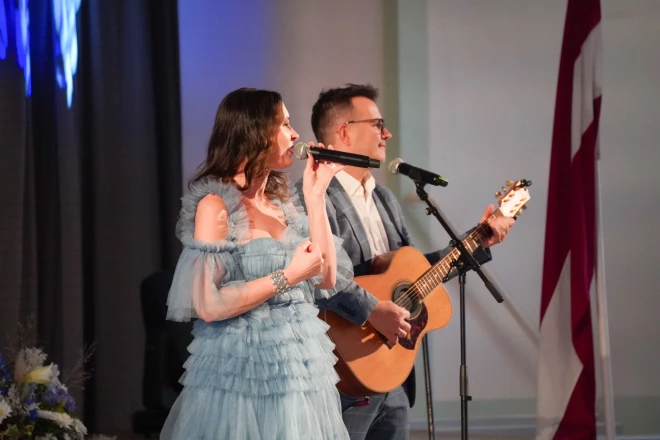 Pasākuma viesus izklaidēja dziedātāji Ineta Rudzīte un Mārtiņš Kanters.