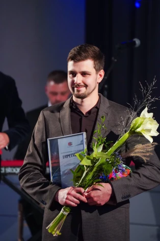 Nominācijā “Jauns un daudzsološs nozarē” uzvarēja Oskars Dančauskis.