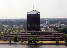 Депутаты предлагают урезать финансирование LSM: под угрозой контент на русском языке