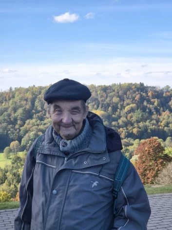 Policija lūdz sabiedrības palīdzību Jevgēnija meklēšanā.